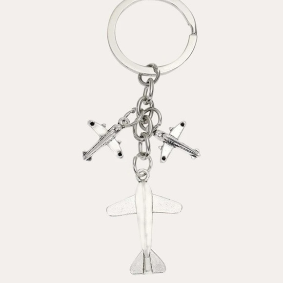 Airplane Charm Keychain Silver Plated Gift Plane Aircraft Fly Pilot Travel Toy - Picture 4 of 6